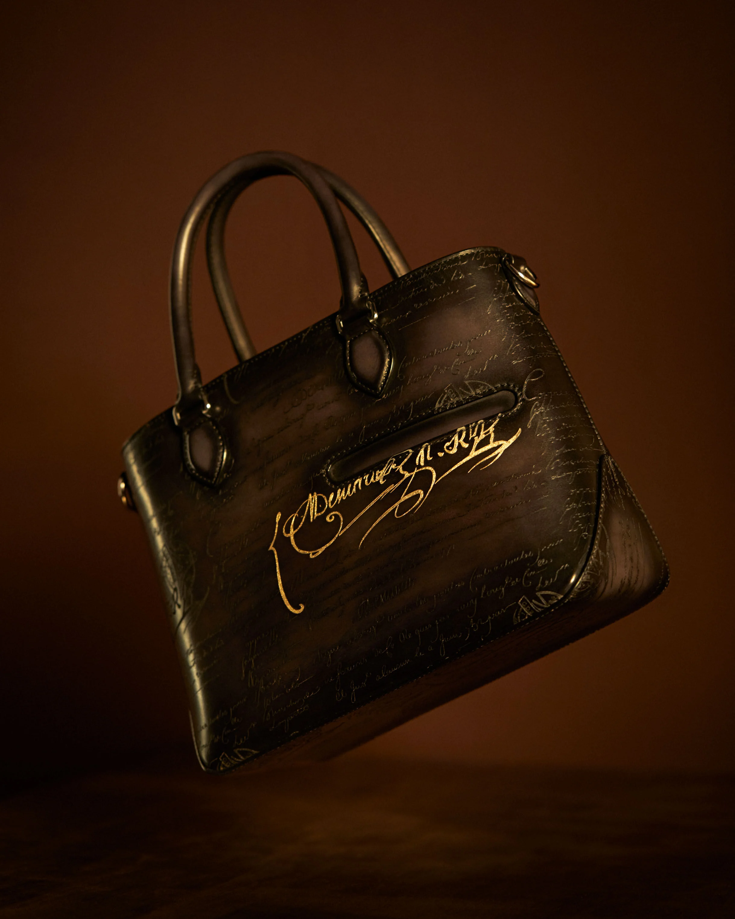 ゴールデン・パティーヌ：日本で生まれた特別な技法 | Berluti